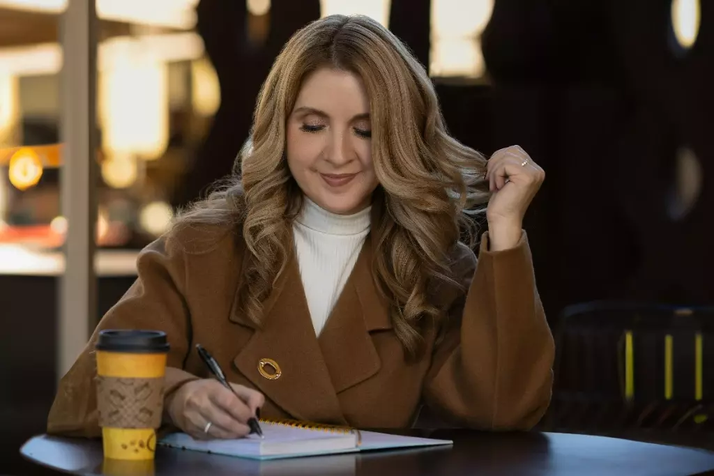 karen-para-portada Journaling is a wonderful way of learning more about yourself, finding a way to cope with difficult situations, and allowing yourself to say whatever is on your mind without the fear of judgment. Try it out this year and notice its positive effect on your mental health.